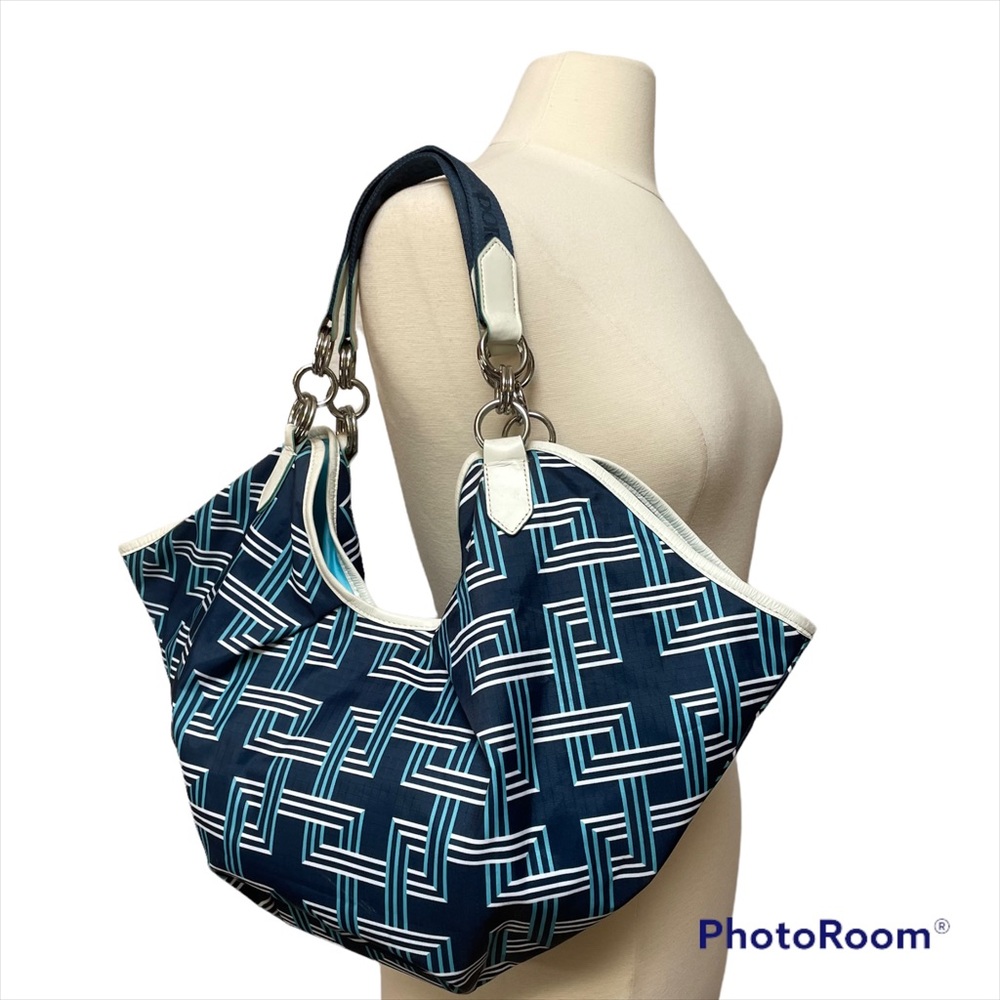 LeSportsac blue/white pattern shoulder bag/tote with white leather trim